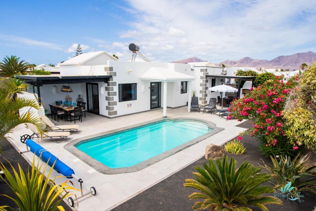 Gorgeous Newly Renovated 4-bedroom Villa!